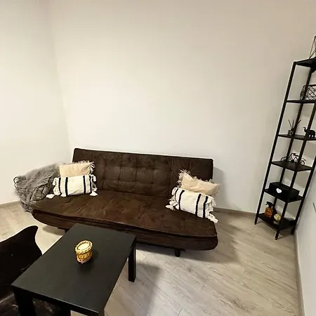 Mini Haus Am Ma-hbf Mit Parkplatz Apartamento