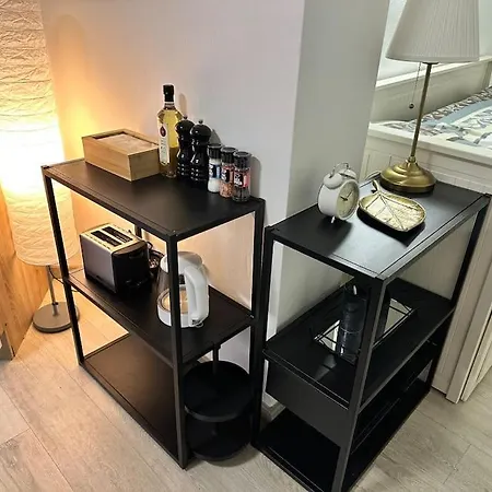 Apartamento Mini Haus Am Ma-hbf Mit Parkplatz